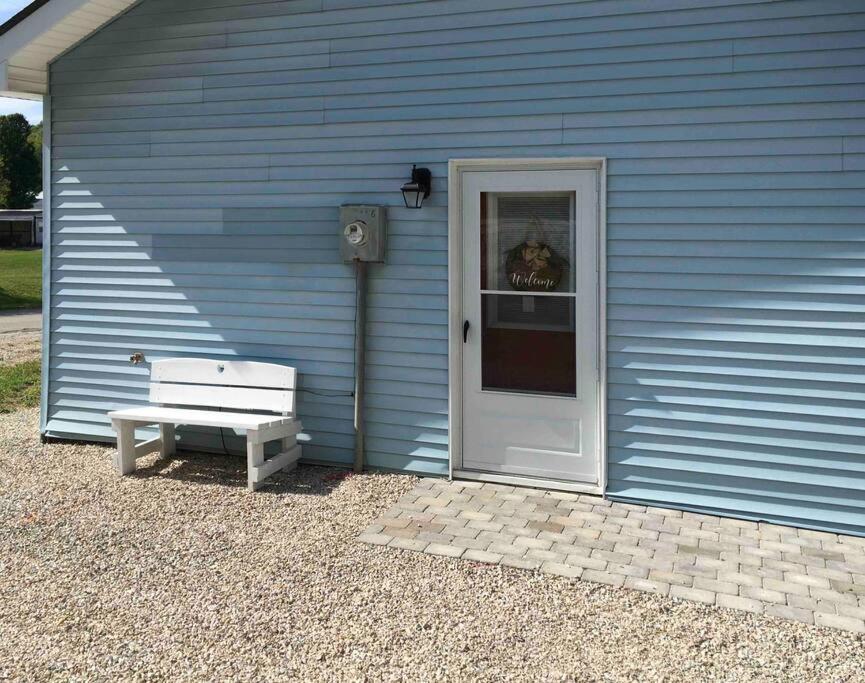 Caddy Corner Has A Hot Tub Just Outside Of Town Villa French Lick Buitenkant foto